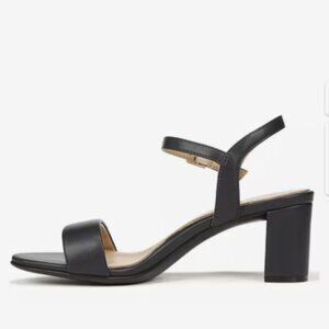 Naturalizer. Black Strap Bristol Sandals